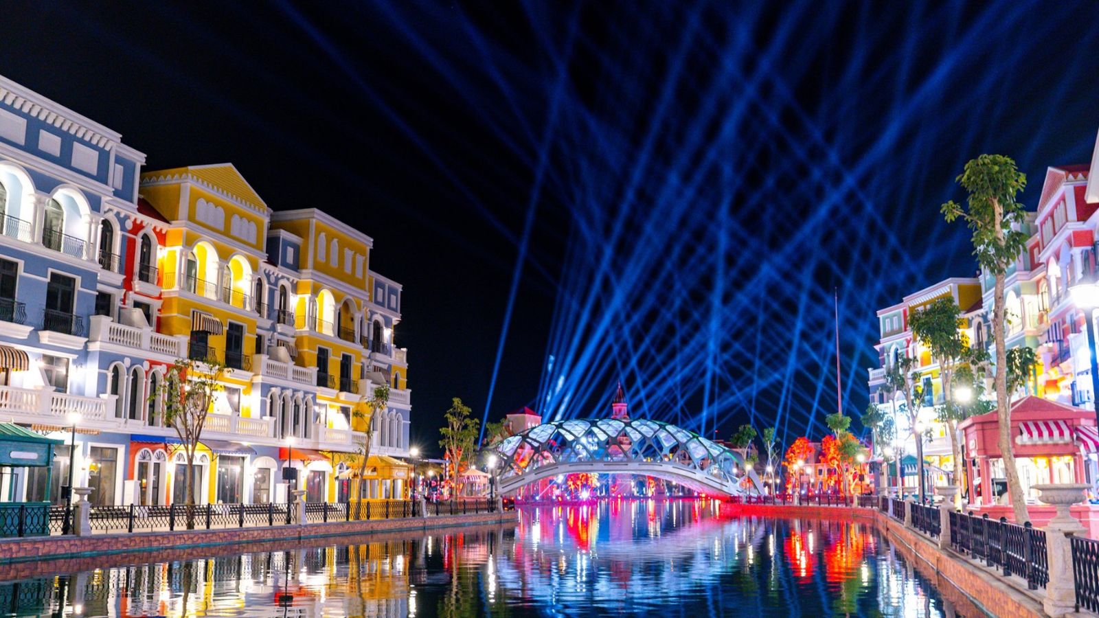 Tiện ích Phú Quốc United Center